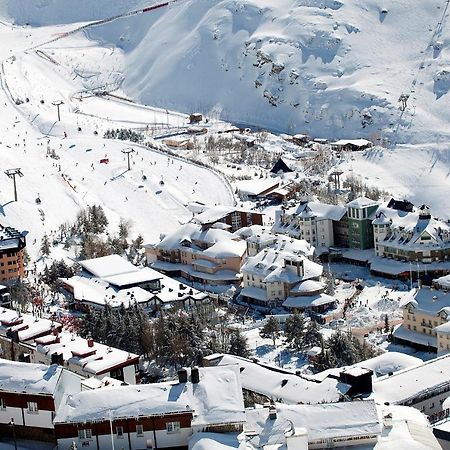 Apartamentos Sierra Nevada Pie De Pistas 3000 Екстериор снимка
